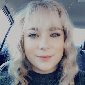 Meet your Posher, Cristen